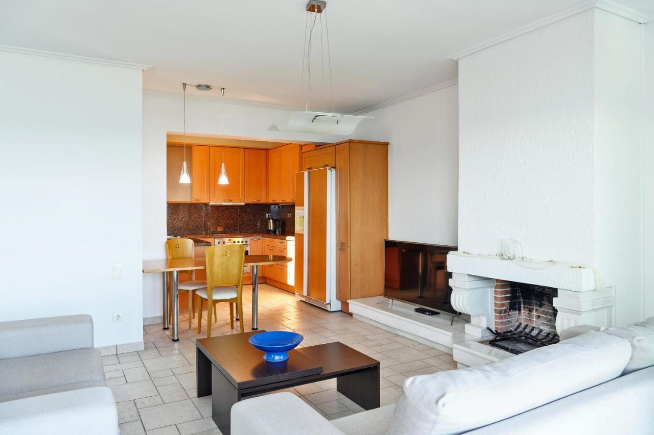 Aliki Apartment *