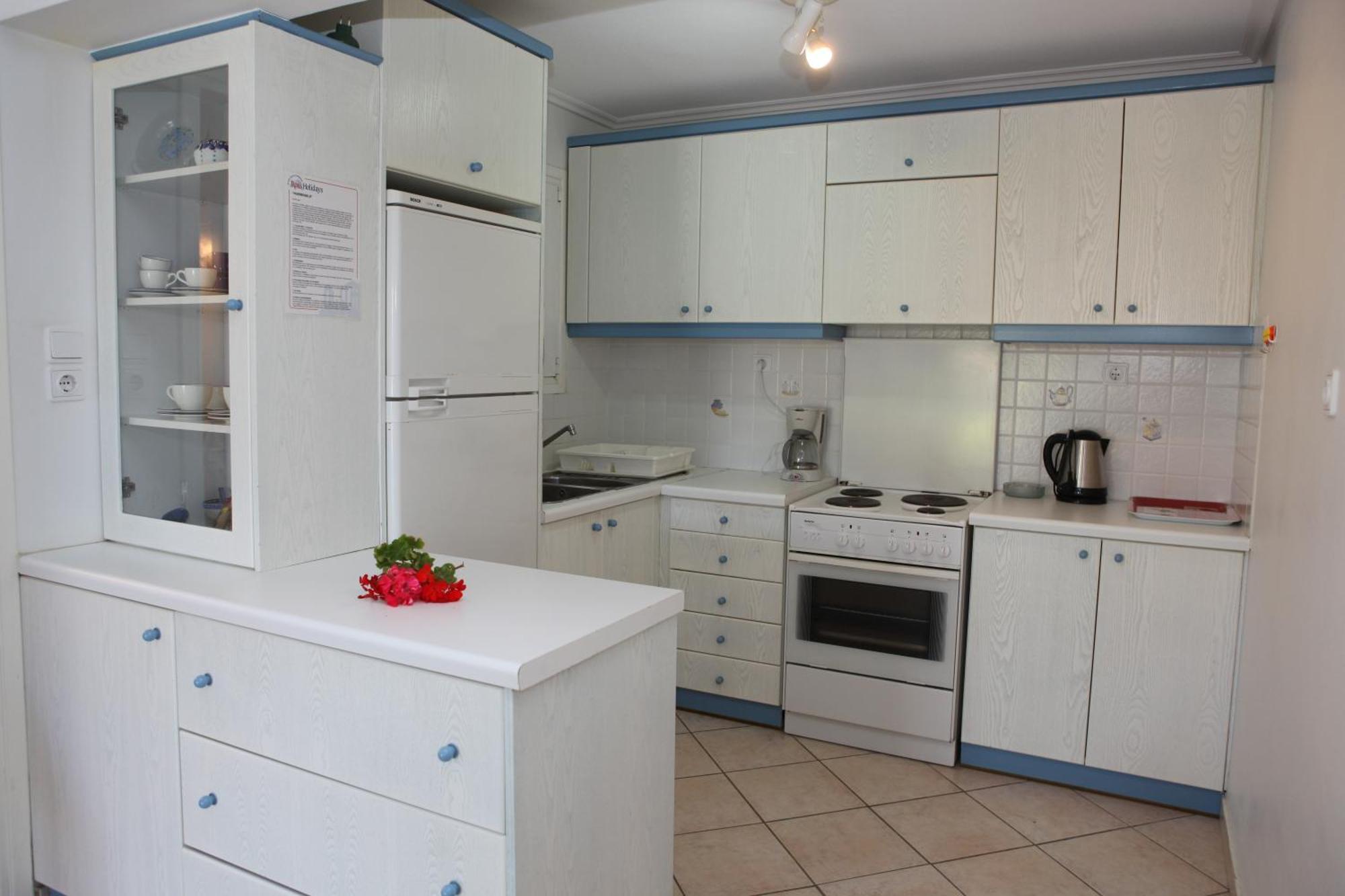 Aliki Apartment