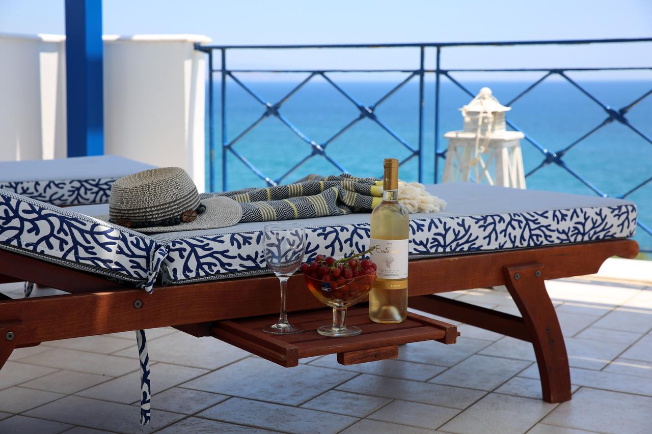 Aliki Apartment *